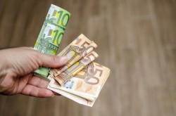 Půjčky s ručením na směnku i pro problémové zákazníky